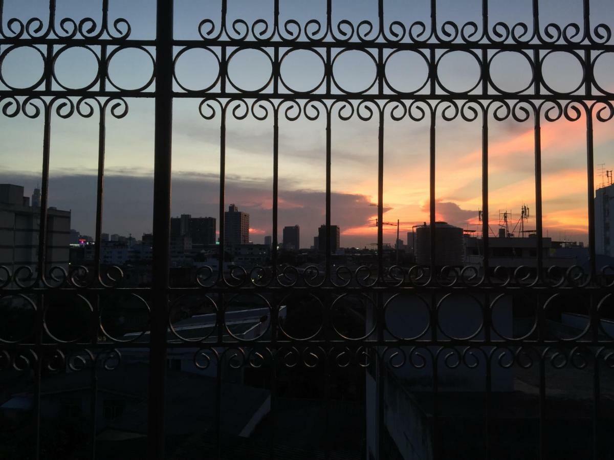42 Guest House Bangkok Dış mekan fotoğraf
